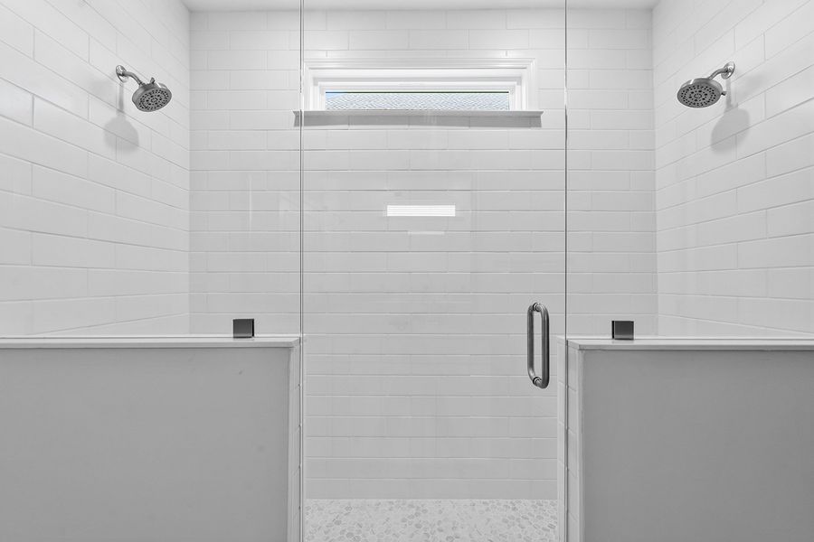 Image 31 of a home in Hanes Lake.