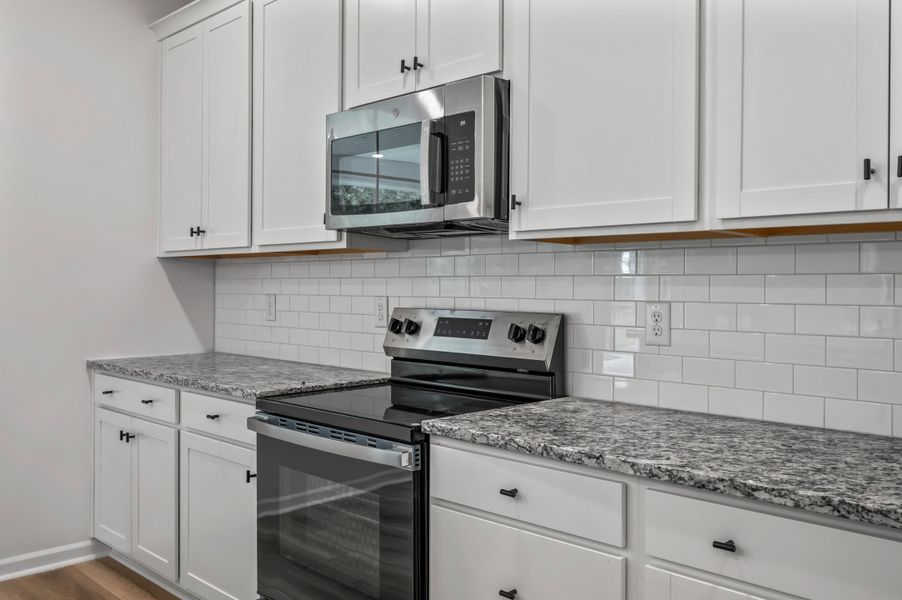 Furnished interior view inside a new home in Creekside at Andrews, Summerville (Image 6). Furnished interior view inside a new home in Creekside at Andrews, Summerville (Image 6).