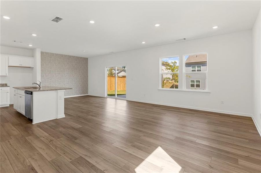 Spacious, unfurnished interior of a new home in , Douglasville (Image 24). Spacious, unfurnished interior of a new home in , Douglasville (Image 24).
