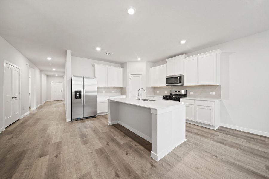 Furnished interior view inside a new home in Russell Ranch, Bay City (Image 9).