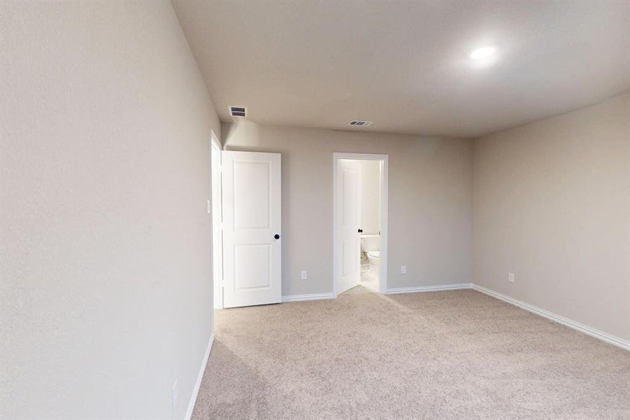 Spacious, unfurnished interior of a new home in Lilybrooke at Legacy Hills, Celina (Image 24). Spacious, unfurnished interior of a new home in Lilybrooke at Legacy Hills, Celina (Image 24).