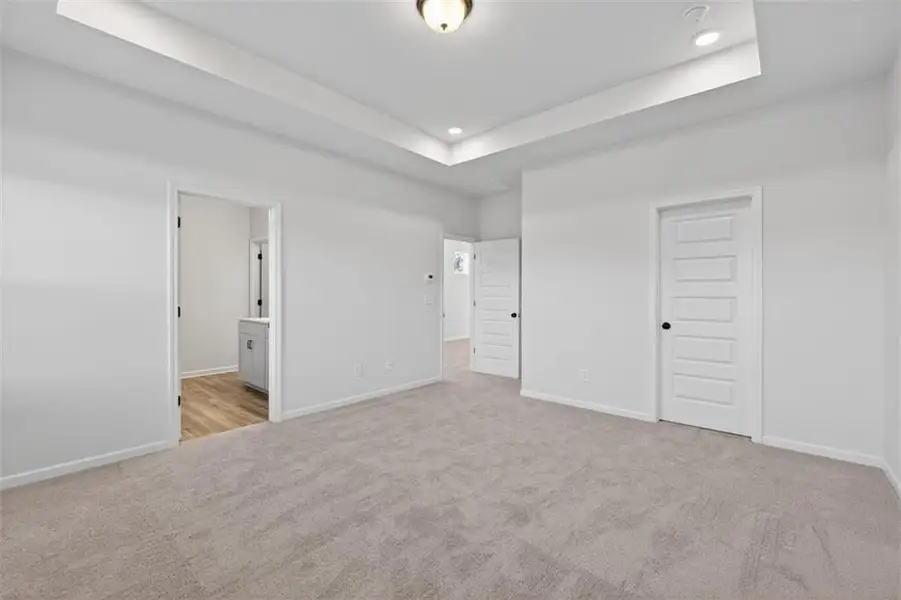 Spacious, unfurnished interior of a new home in Franklin Manor, Lawrenceville (Image 90).