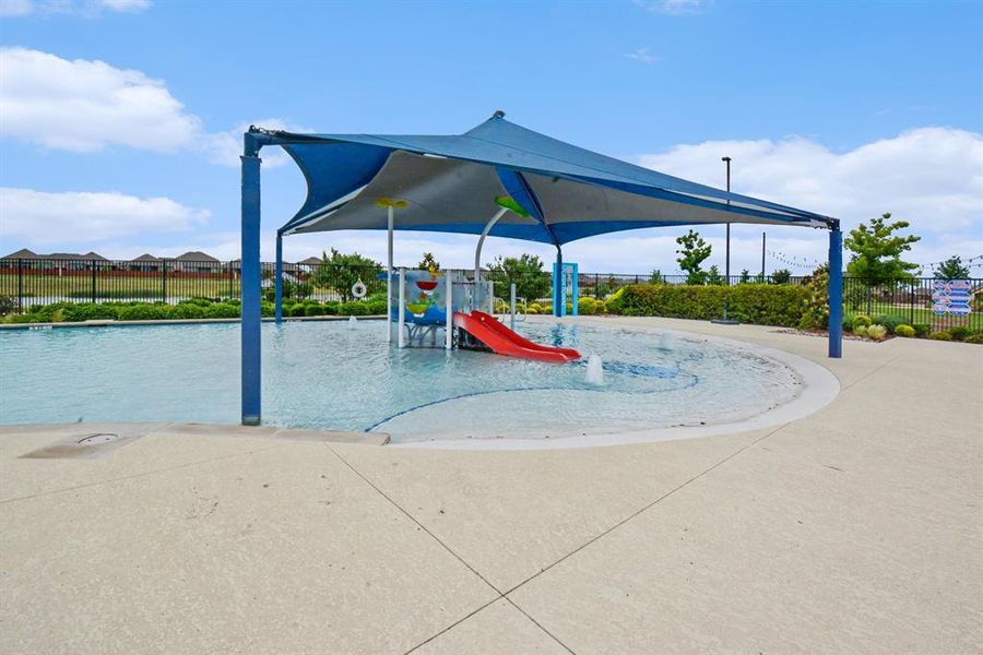 Community amenities in Bridgewater, Princeton (Image 19).