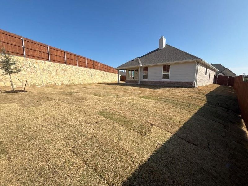 Exterior details and patio area of a home in Waterford Park, Weatherford (Image 4). Exterior details and patio area of a home in Waterford Park, Weatherford (Image 4).