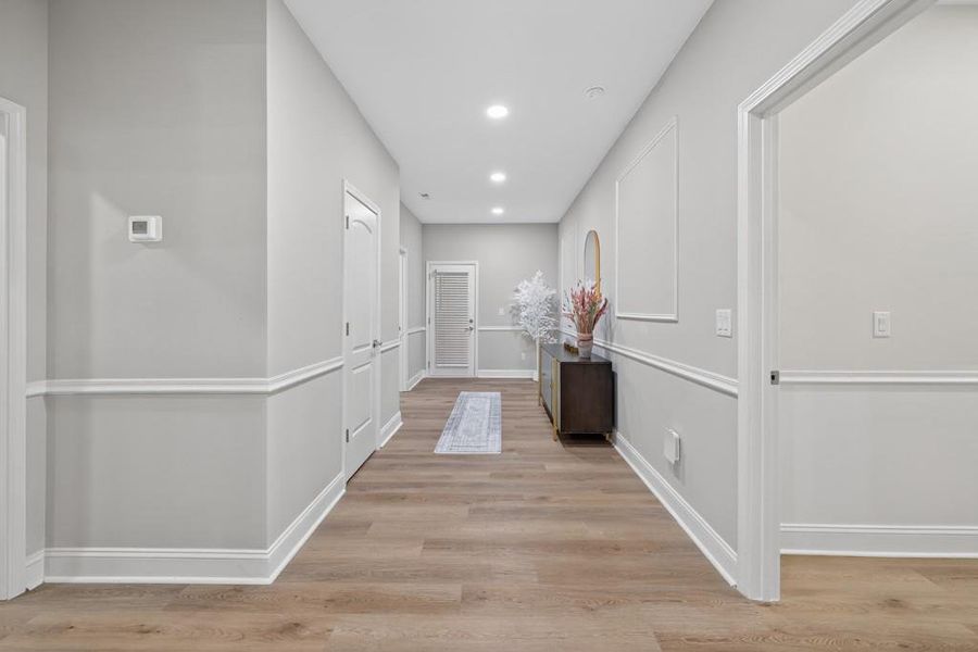 Image 83 of a home in .