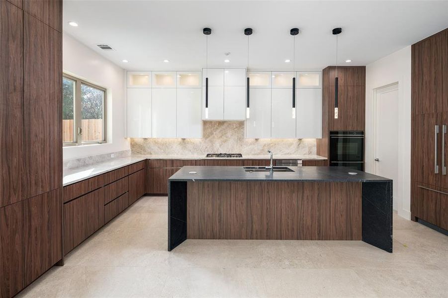 Furnished interior view inside a new home in , Dallas (Image 6).