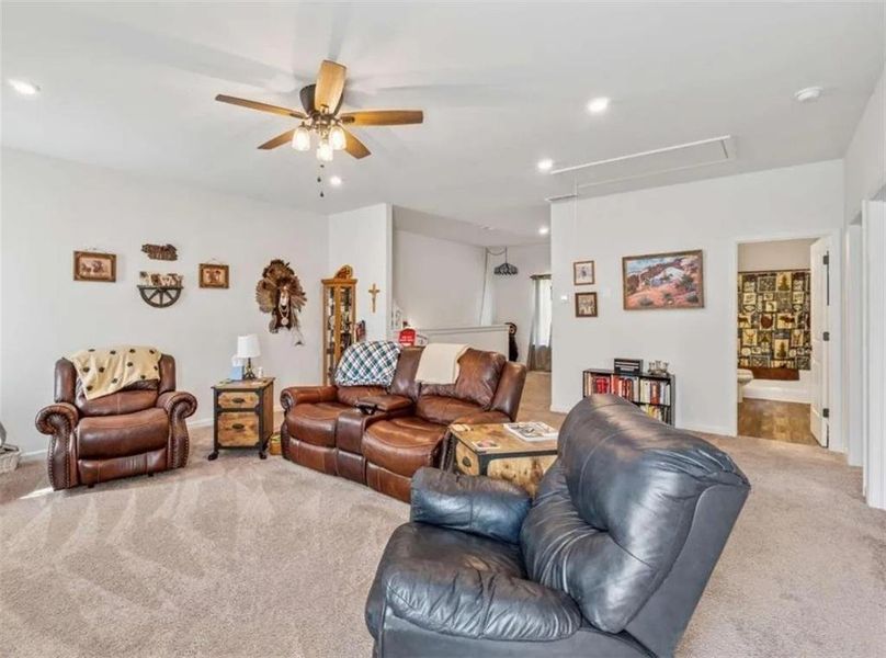 Image 20 of a home in .