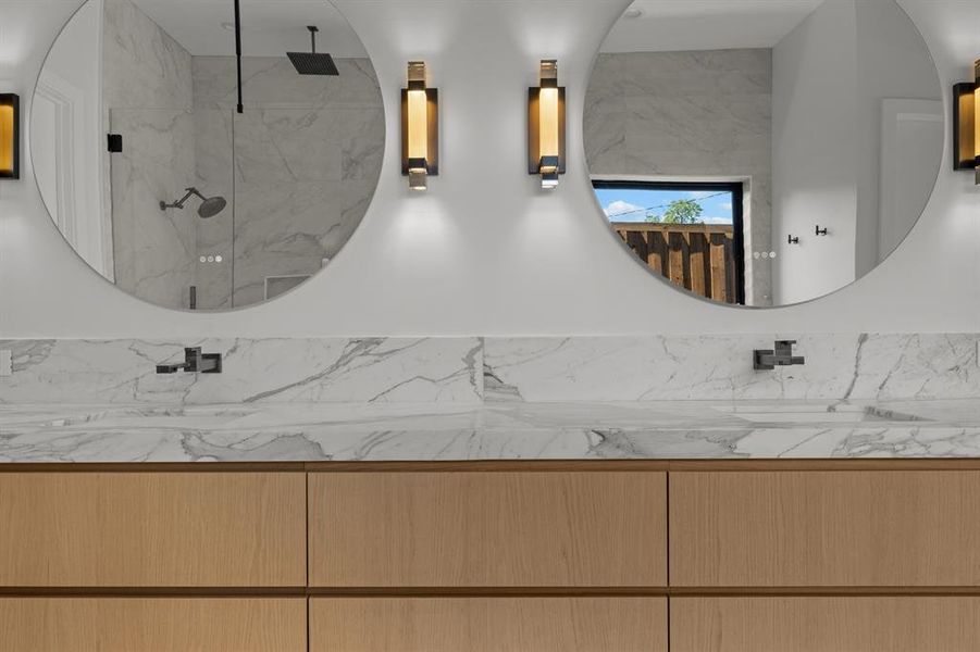 Furnished interior view inside a new home in , Dallas (Image 27). Furnished interior view inside a new home in , Dallas (Image 27).