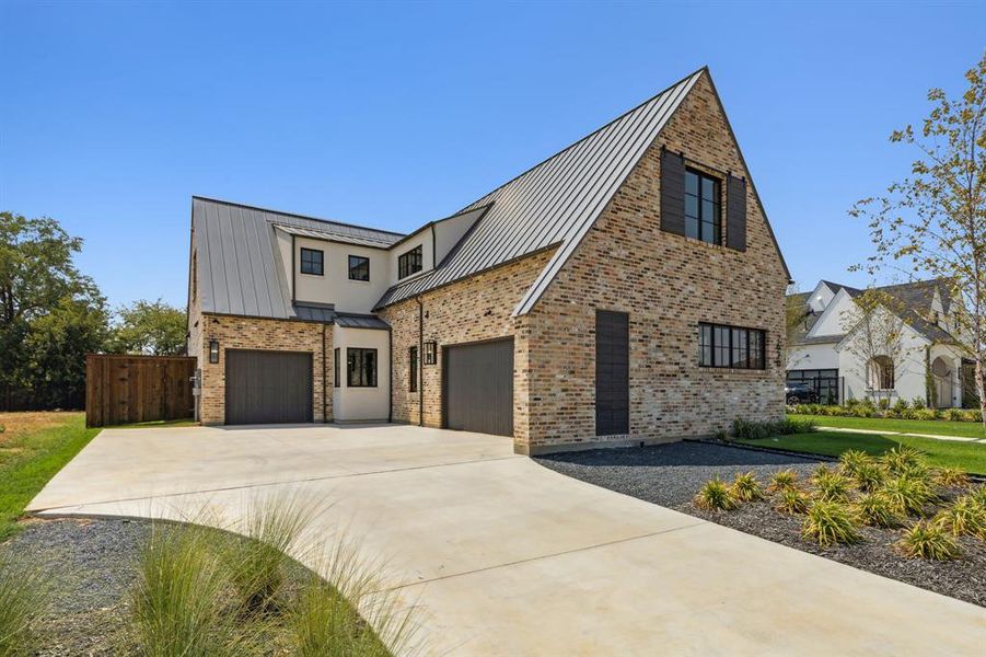 Image 26 of a home in Stony Brook.