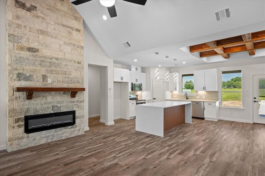 Furnished interior view inside a new home in , Leonard (Image 6).