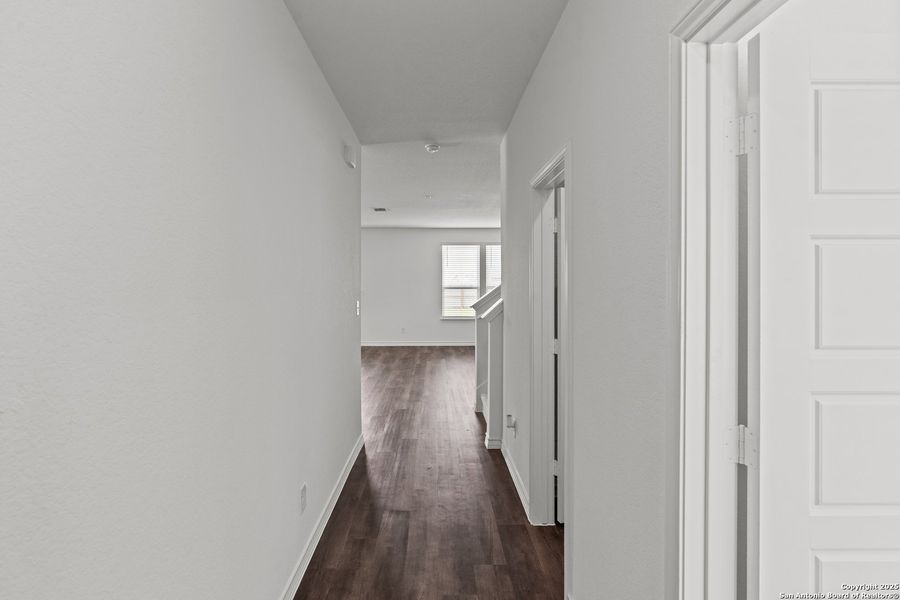 Spacious, unfurnished interior of a new home in , San Antonio (Image 22).