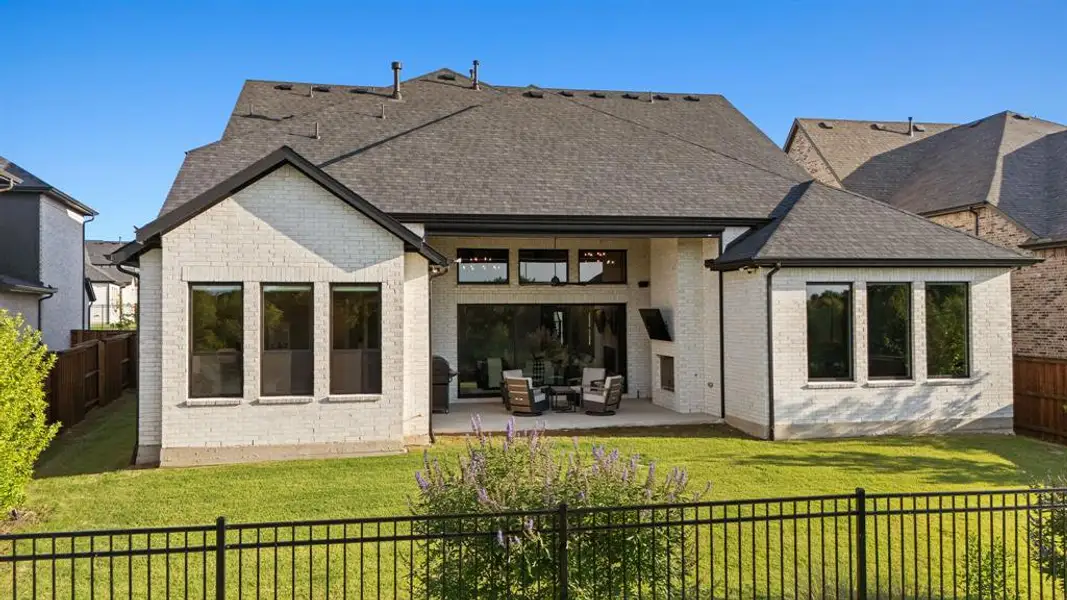 Exterior details and patio area of a home in , Prosper (Image 23).