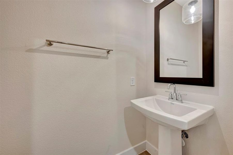 Close-up of interior finishes inside a home in Timberbrook, Justin (Image 15).