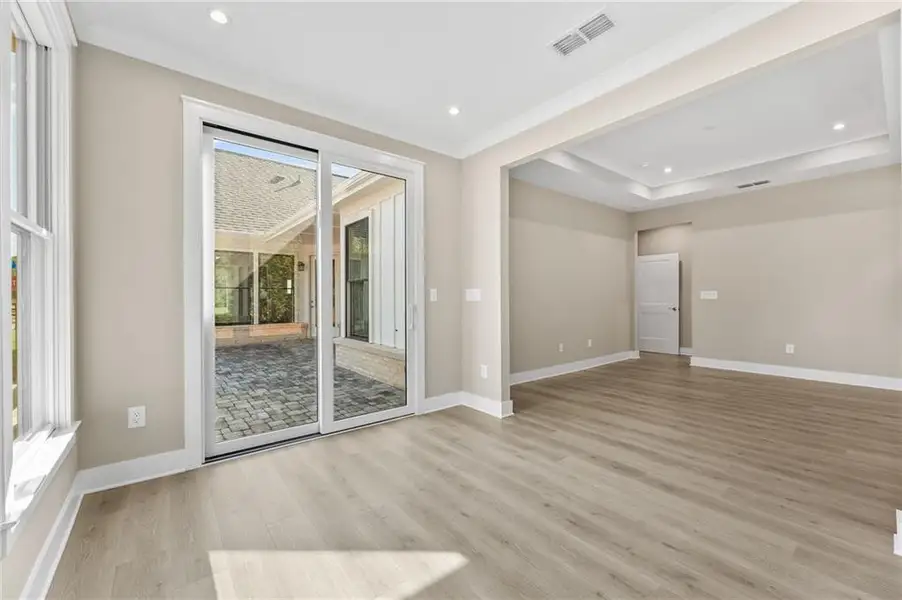 Spacious, unfurnished interior of a new home in The Courtyards by The Manor, Alpharetta (Image 47). Spacious, unfurnished interior of a new home in The Courtyards by The Manor, Alpharetta (Image 47).