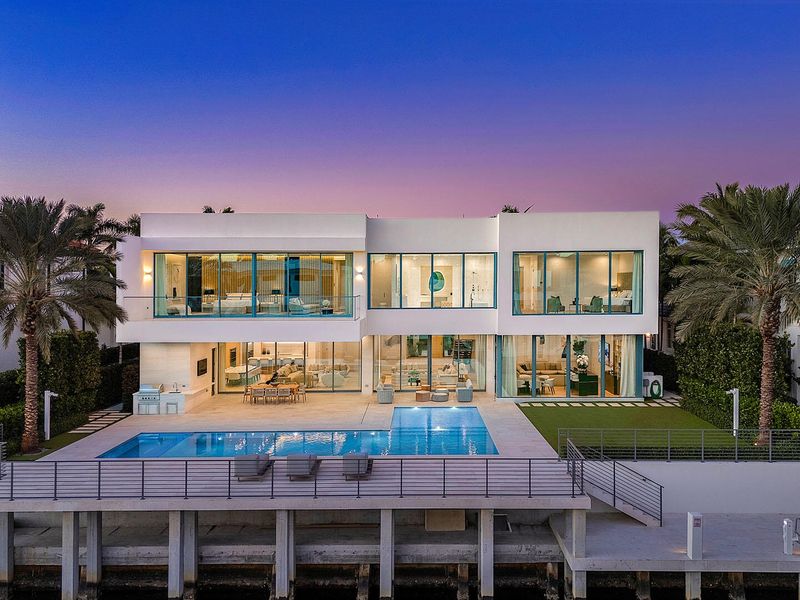 224_Key_Palm_Road_Dusk_13