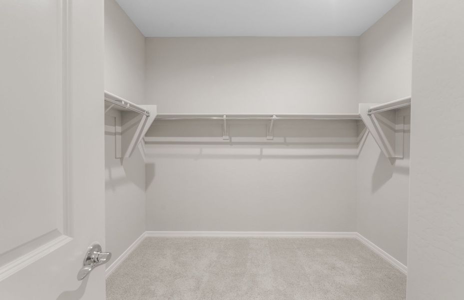Spacious, unfurnished interior of a new home in El Rancho Santa Rosa, Maricopa (Image 22).