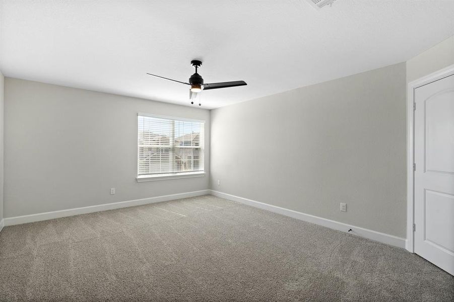 Spacious, unfurnished interior of a new home in Princeton Heights, Princeton (Image 6).