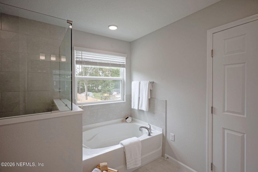 Furnished interior view inside a new home in , Jacksonville (Image 41).
