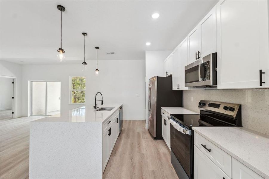 Furnished interior view inside a new home in , Ocala (Image 7).