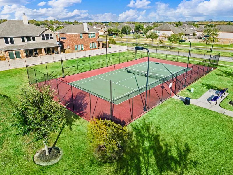 Community amenities in Sierra Vista, Rosharon (Image 35).