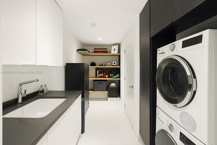 Image 34 of a home in Aston Martin Residences.