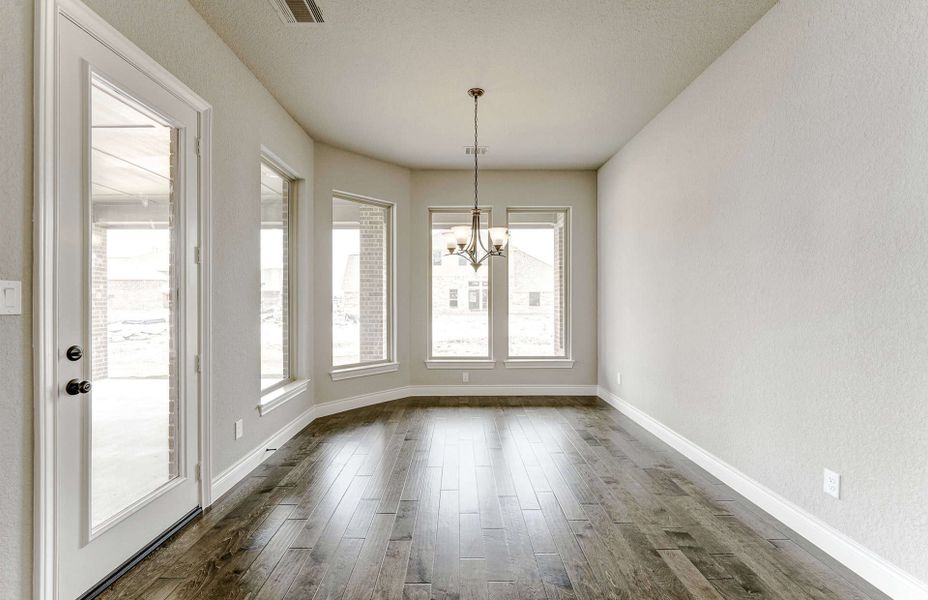 Representative unfurnished interior of a home built from the 3799 by Ravenna Homes in Artavia 70′, Conroe (Image 24).