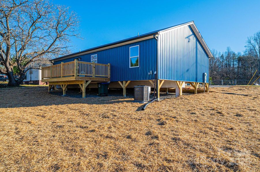 Exterior details and patio area of a home in , Valdese (Image 23).
