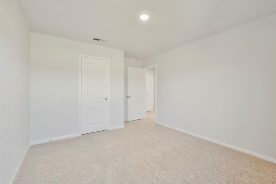 Spacious, unfurnished interior of a new home in The Villages at WestPointe, Dayton (Image 75).