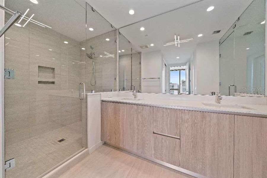 Furnished interior view inside a new home in , Sarasota (Image 32).