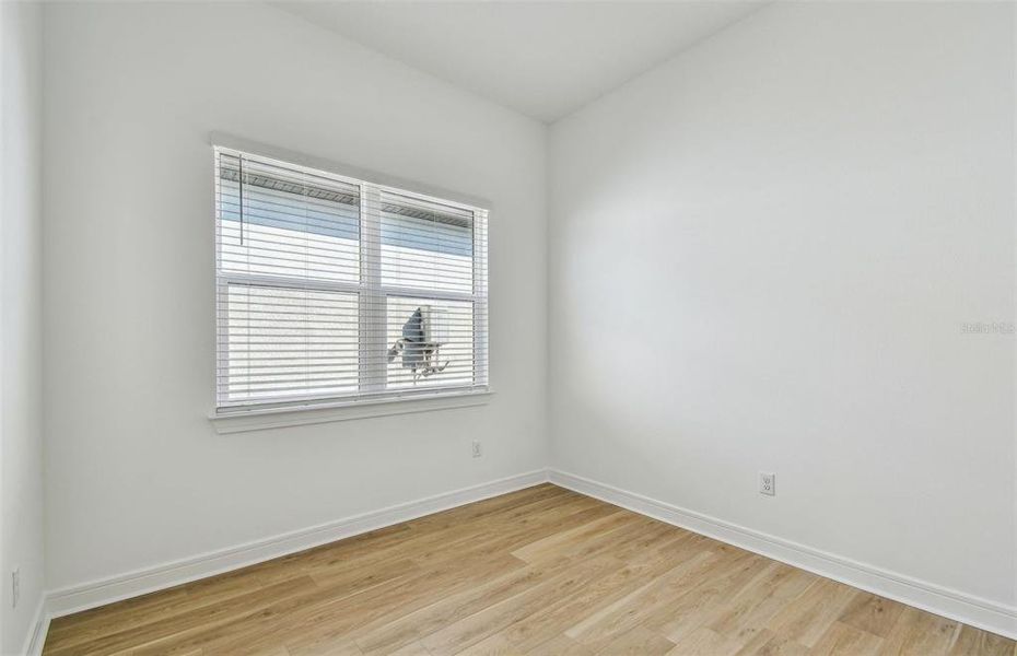 Versatile Enclosed Flex Room
