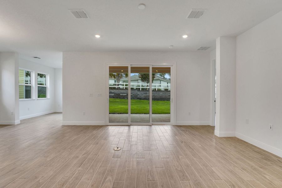 Lady Lake, FL New Home.  - Slide 17