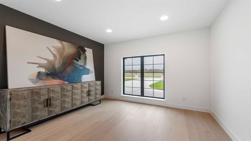 Image 23 of a home in Enchanted Creek.