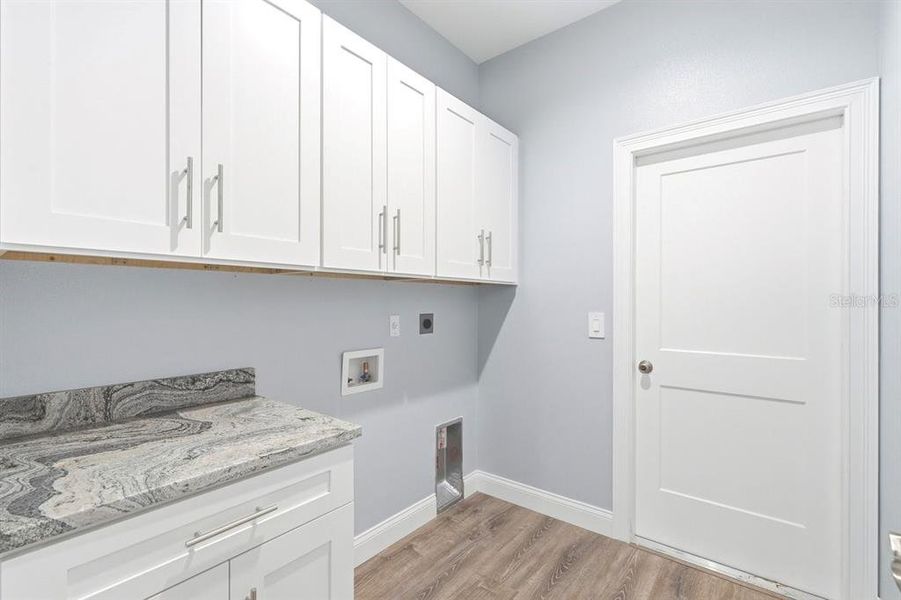 Furnished interior view inside a new home in , Deland (Image 29).