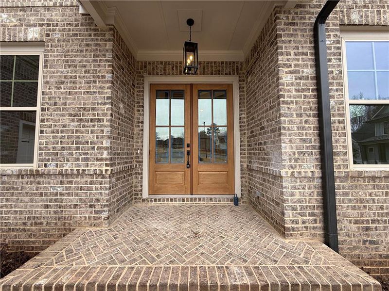 Exterior details and patio area of a home in , Jefferson (Image 3).