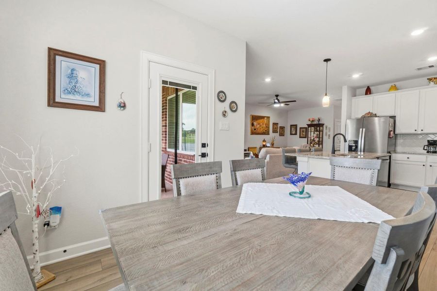 Furnished interior view inside a new home in Wedgewood Forest, Conroe (Image 14).