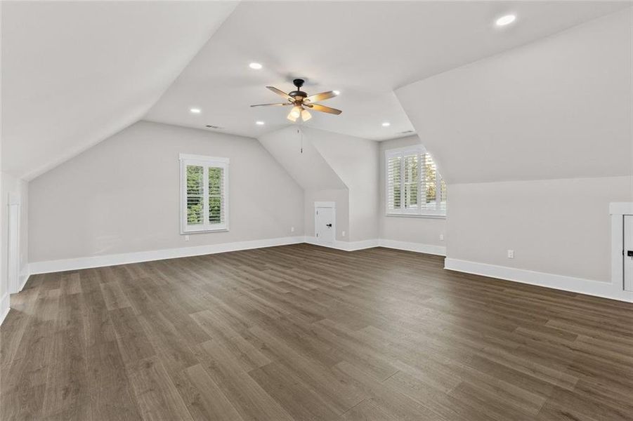 Spacious, unfurnished interior of a new home in , Bethlehem (Image 49).
