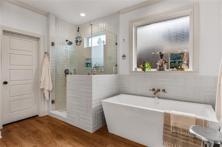 Furnished interior view inside a new home in , Woodway (Image 16).