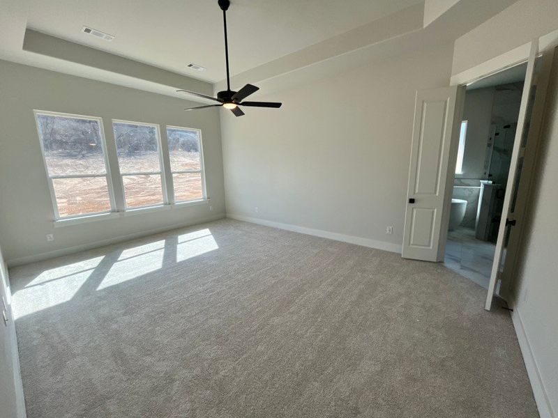 Spacious, unfurnished interior of a new home in Eagle Ridge Estates, Weatherford (Image 12). Spacious, unfurnished interior of a new home in Eagle Ridge Estates, Weatherford (Image 12).