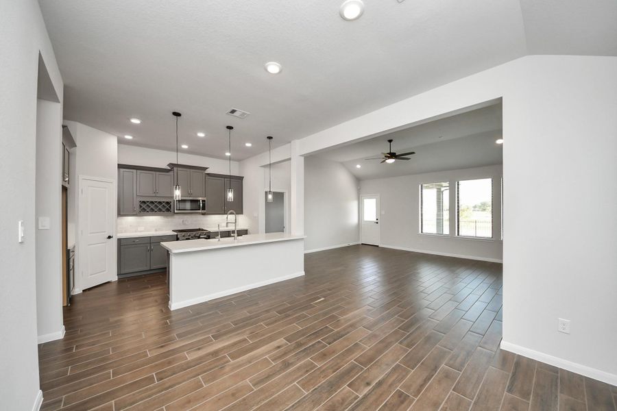 Spacious, unfurnished interior of a new home in Arabella on the Prairie: Premier Collection, Richmond (Image 21). Spacious, unfurnished interior of a new home in Arabella on the Prairie: Premier Collection, Richmond (Image 21).