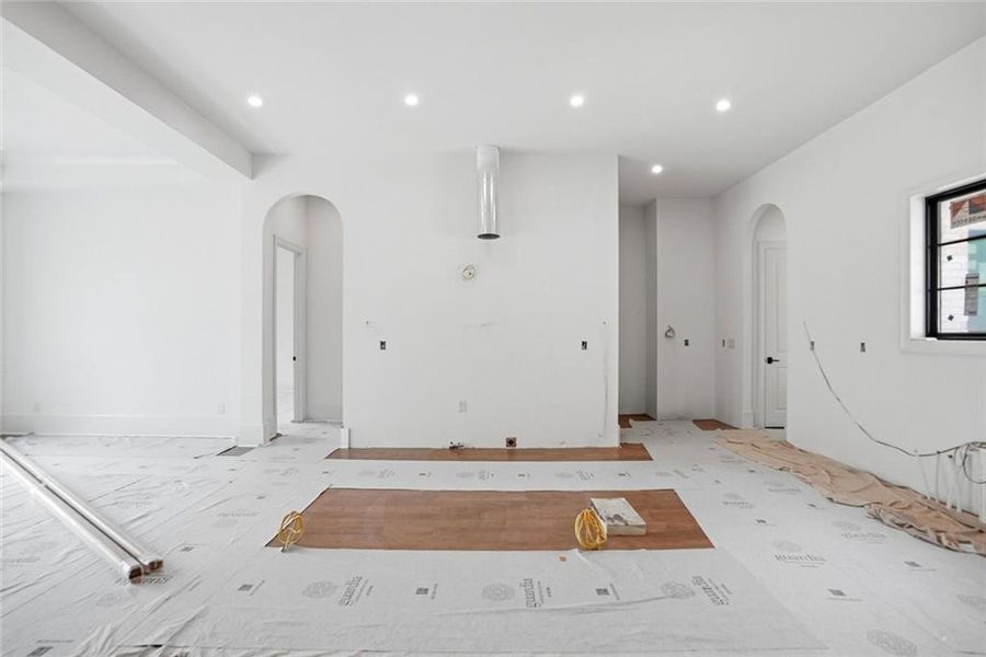 Image 32 of a home in .