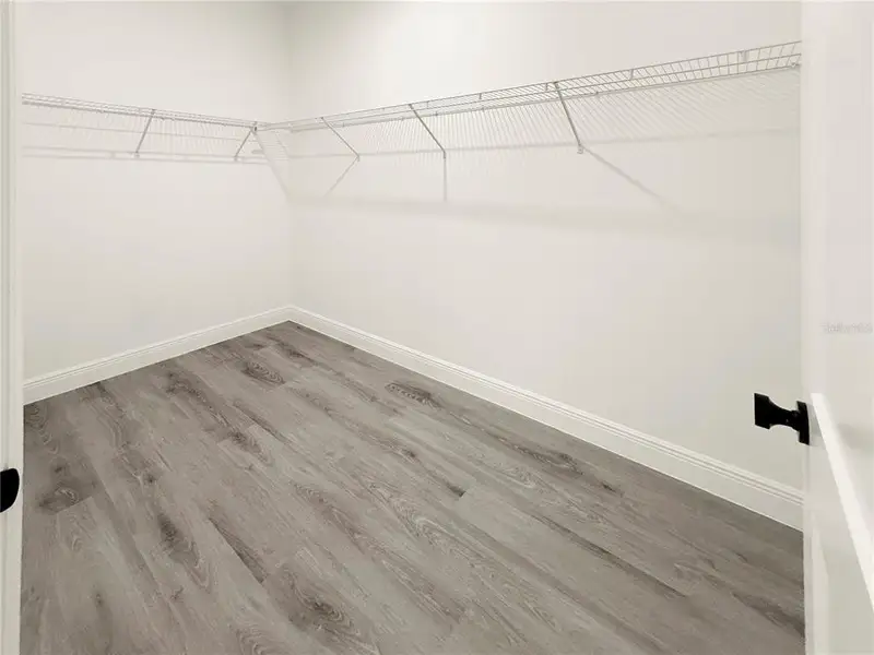 Spacious, unfurnished interior of a new home in , Ocala (Image 28).