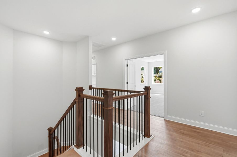 Spacious, unfurnished interior of a new home in Rone Creek, Waxhaw (Image 21).