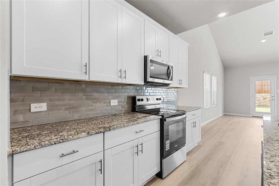 Furnished interior view inside a new home in Stratton Place, Greenville (Image 7).