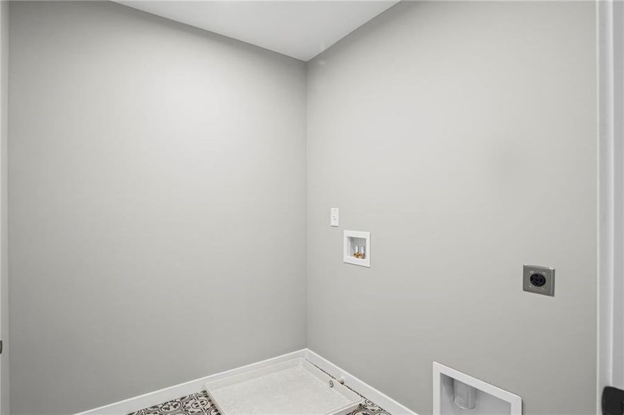 Spacious, unfurnished interior of a new home in Pickens Bluff, Hiram (Image 20).