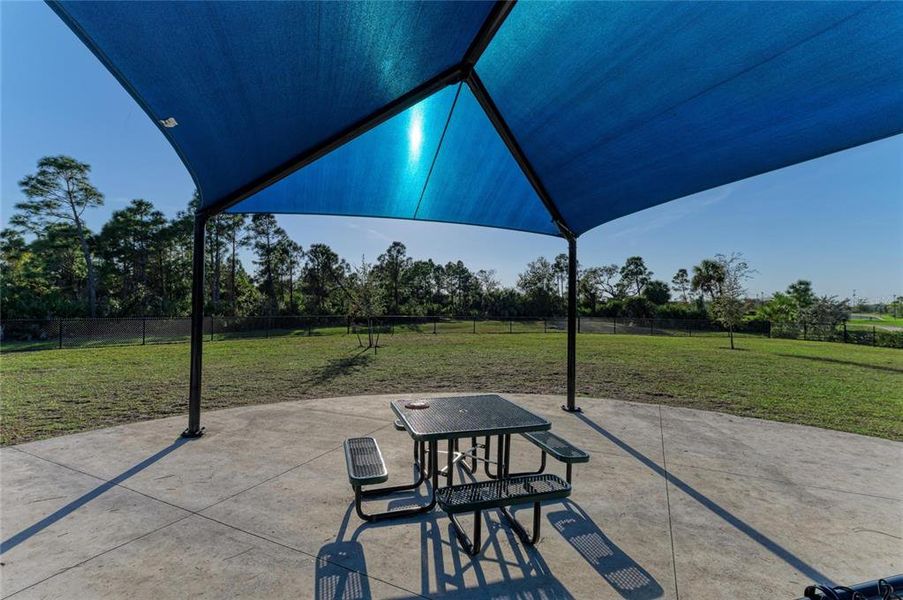 Community amenities in , Englewood (Image 70). Community amenities in , Englewood (Image 70).