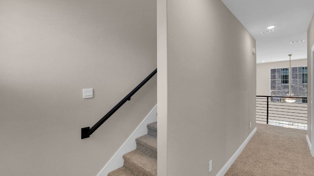 Spacious, unfurnished interior of a new home in Mustang Square, Plano (Image 15).