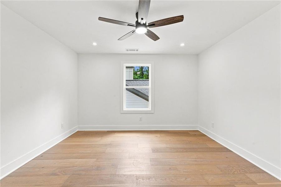 Spacious, unfurnished interior of a new home in , Sugar Hill (Image 21).