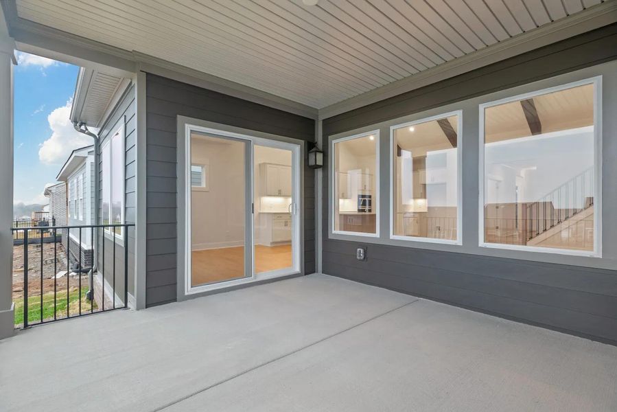 The Roseland II D Outdoor Living Area The Roseland II D Outdoor Living Area