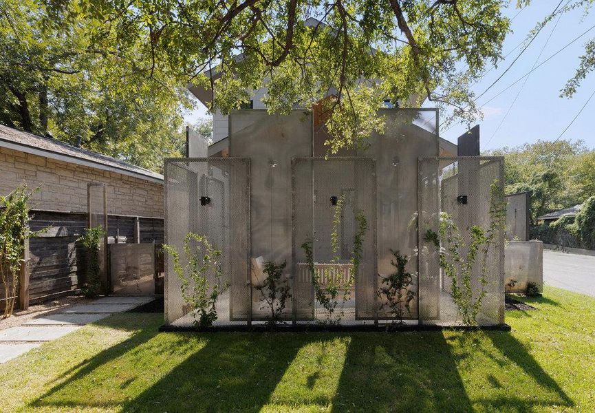 Image 35 of a home in .