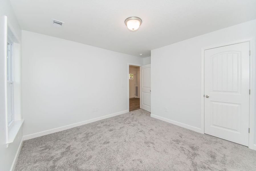Representative unfurnished interior of a home built from the Arcadimont by Enchanted Homes in Lonesome Dove, San Antonio (Image 23).